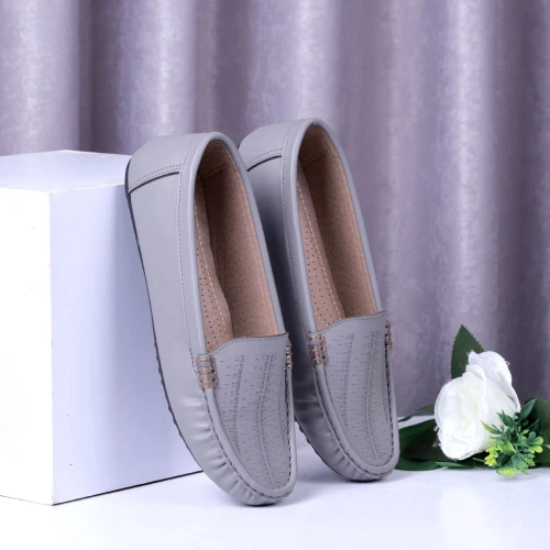 شوز آليو حريمي فلات