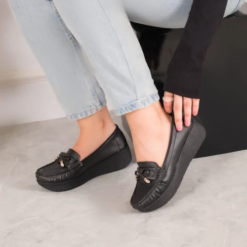 جزمة حريمي نعل عالي 5 سم