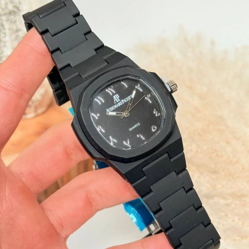 ساعة الكاربون الكلاسيك بالأرقام العربية