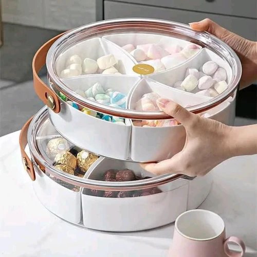 طبق تقديم حلويات وفواكه أكريليك مقسم بيد شبيهة بالجلد