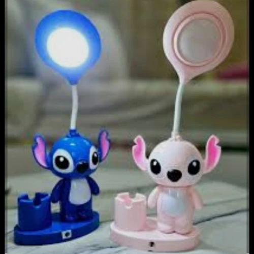 أباجورة ستيتش التريند بإضاءة LED هادية وتصميم ديكوري مميز