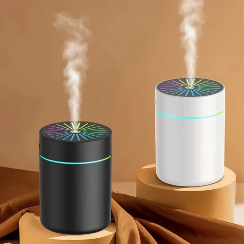 مرطب الهواء الصغير (Mini Humidifier) – أجواء هادئة، بشرة رطبة، وعطر يملأ المكان