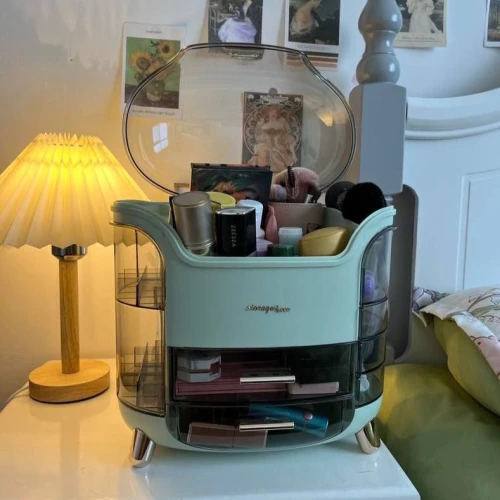 منظم المكياج الفاخر – القطعة التي ستُحوّل روتين جمالكِ إلى تجربة ملكية!