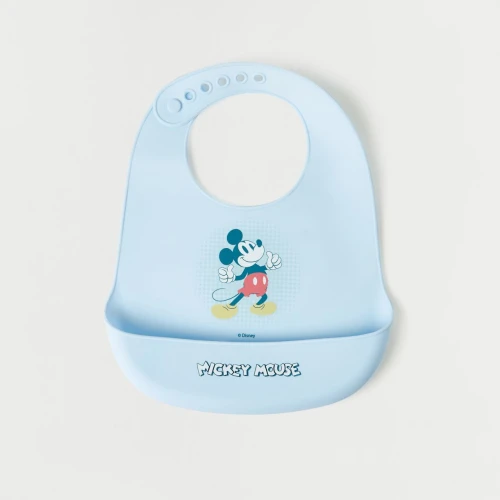 بافتة الأطفال السيليكون الذكية – وداعاً لبهدلة الأكل وبقع الهدوم!