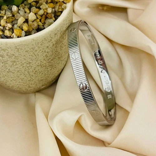 أسورة "كارتير" الجديدة (5a0l0y0s#a)