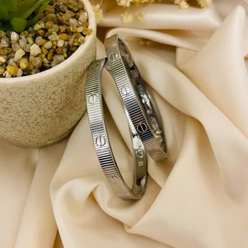 أسورة "كارتير" الجديدة (5a0l0y0s#a)