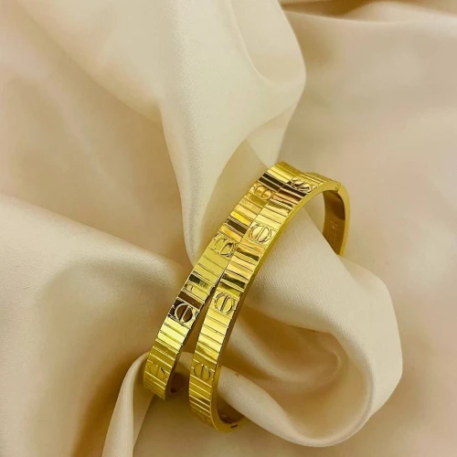 أسورة "كارتير" الجديدة (5a0l0y0s#a)