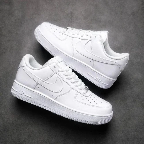 كوتشي إير فورس 1 (Air Force 1) نسائي - التصميم الأيقوني بأعلى جودة لراحة وشياكة تدوم