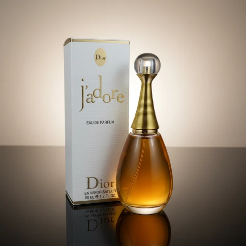 عطر جادور (J'adore) – نسخة "هاي كوبي" بريميوم.. سحر الذهب والأنوثة الملكية!