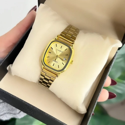 ساعة كاسيو حريمي (Casio) – الأناقة الكلاسيكية اللي مابتخلصش موضتها!